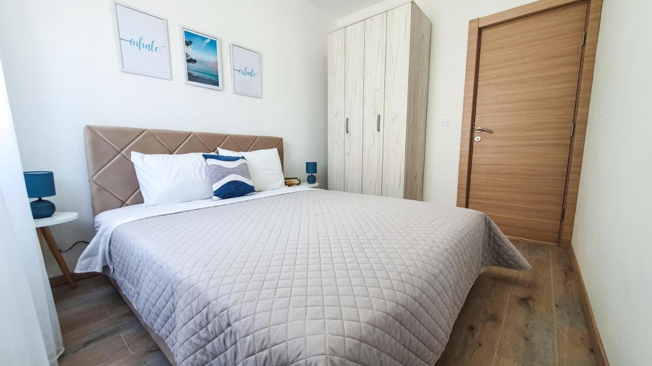 Olav Holiday Apartments バール エクステリア 写真