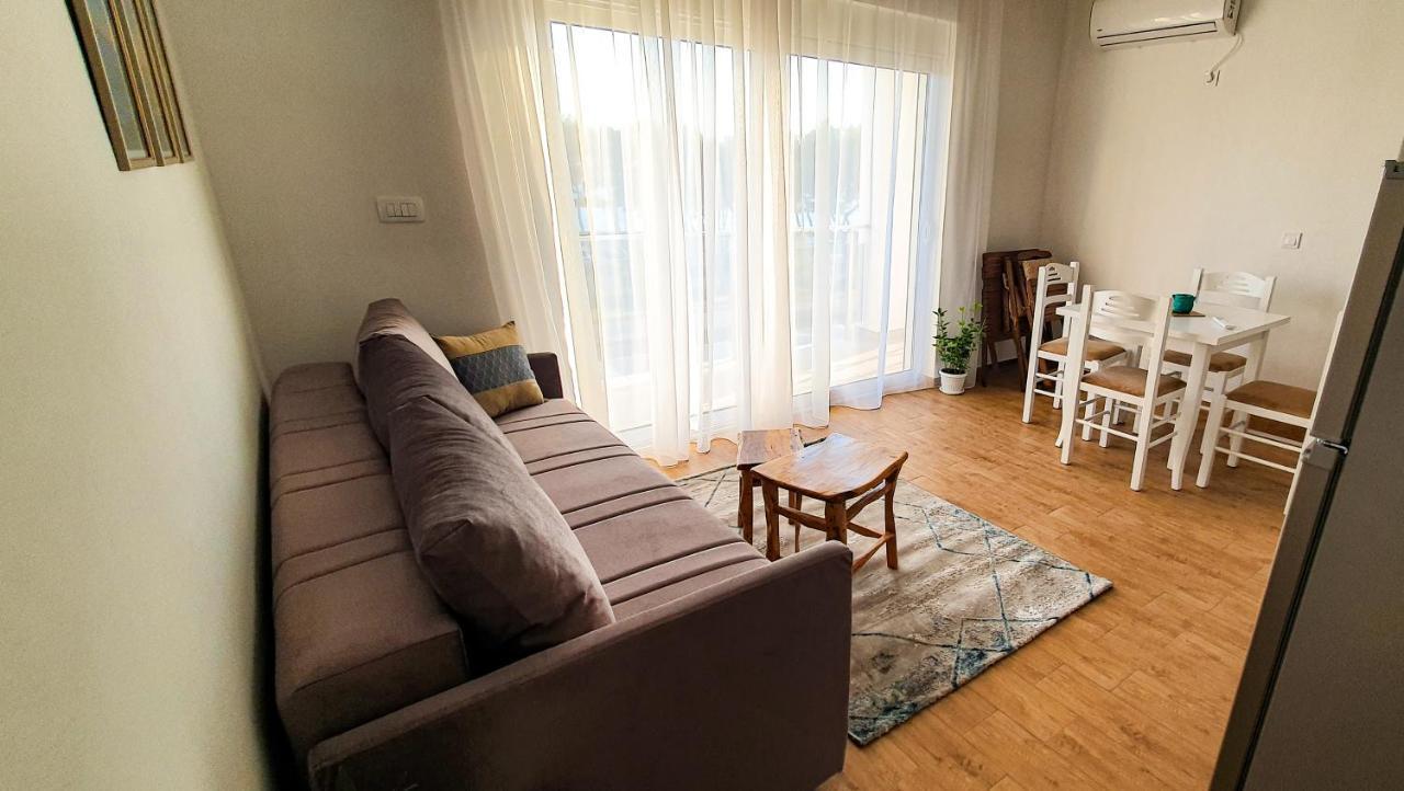 Olav Holiday Apartments バール エクステリア 写真